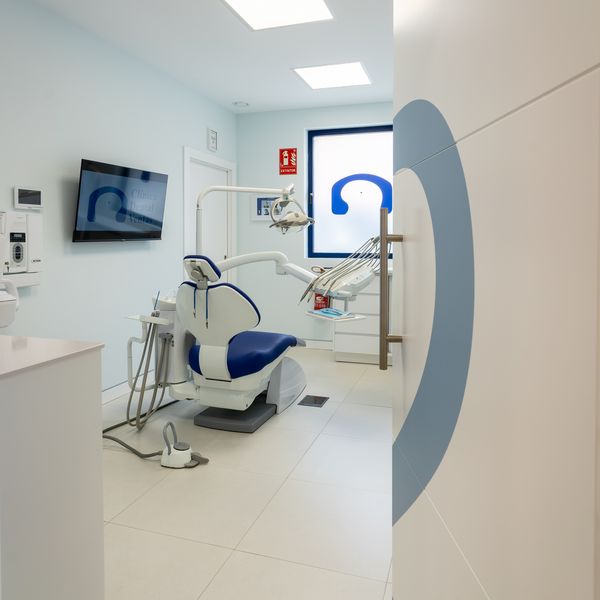 recepcion clinica dental ventas toledo invisalign implantes dentales